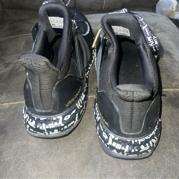 Size 10 - adidas Mohamed Salah x UltraBoost DNA 2.0 Core Black - Picture 5 of 5